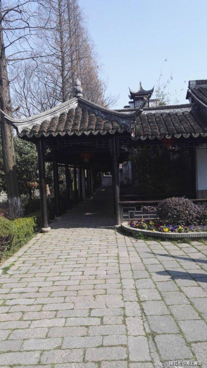 恋爱脑女生的特点,发现更多有趣问题答案